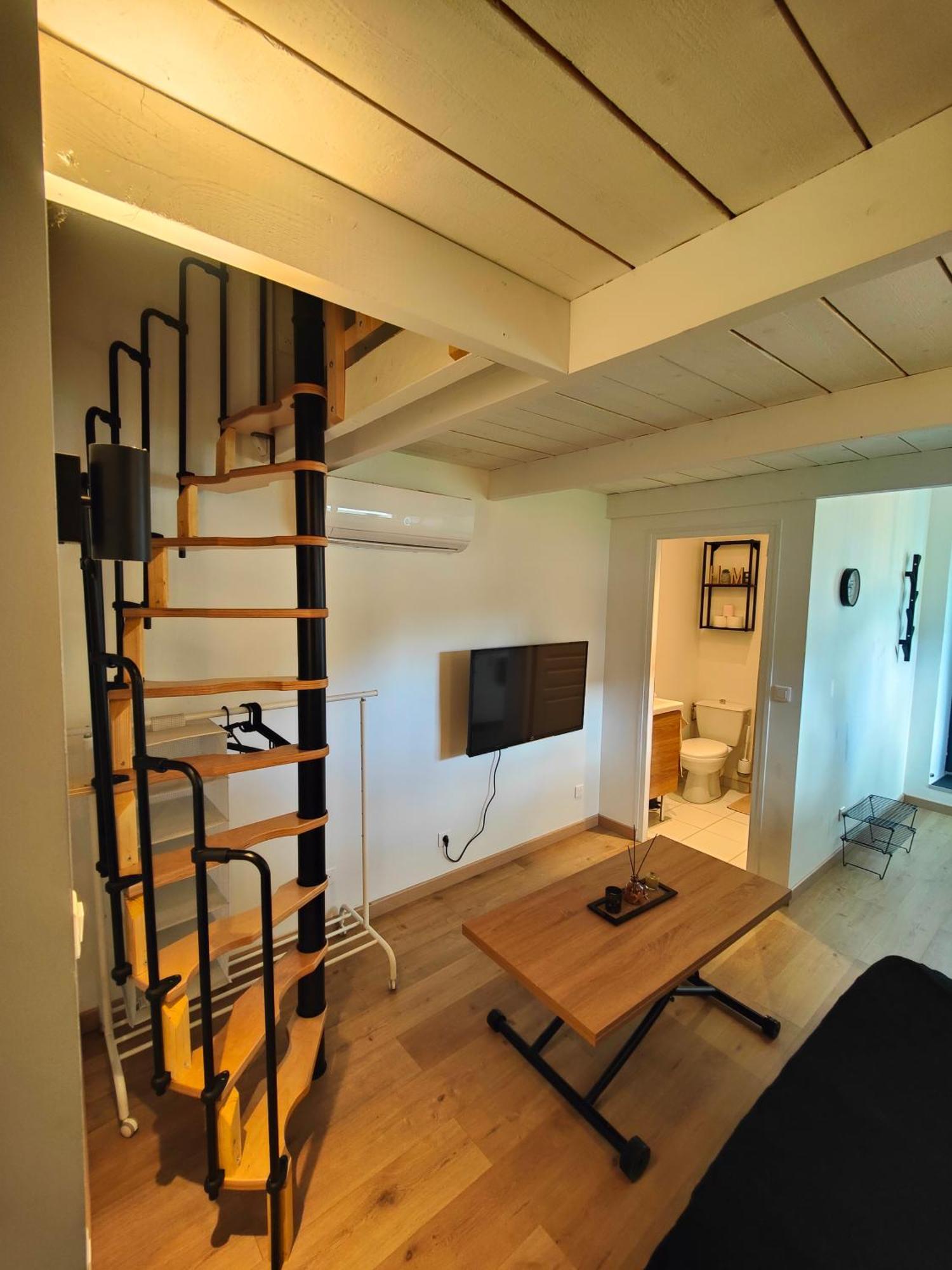 Maisonette Proche De Fontainebleau Ville-Saint-Jacques Eksteriør bilde